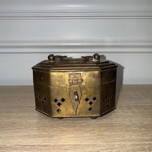 VTG Brass Cricket Box Octagonal Patina Hinged Lid Incense Handle 3.5"x4.5"x3.5"